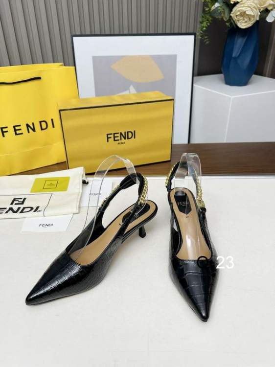 Picture of Fendi Shoes _SKUFendisz35-40HY03095112
